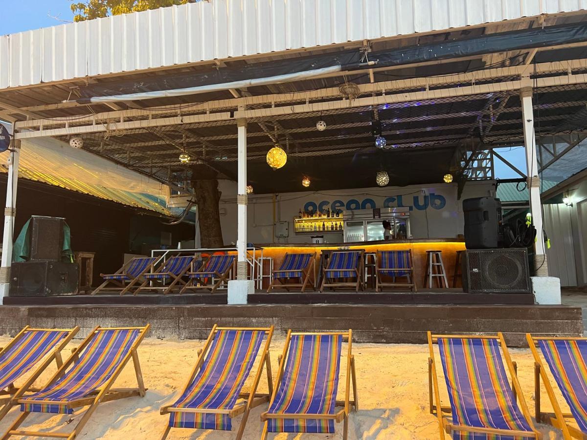 Ocean Club *